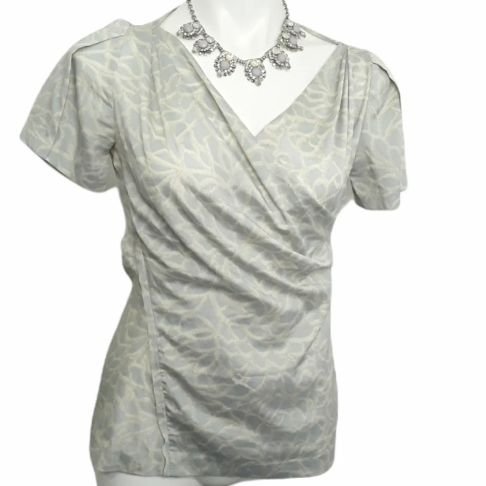 Banana Republic Faux Wrap Butterfly Print Blouse EUC sz 2